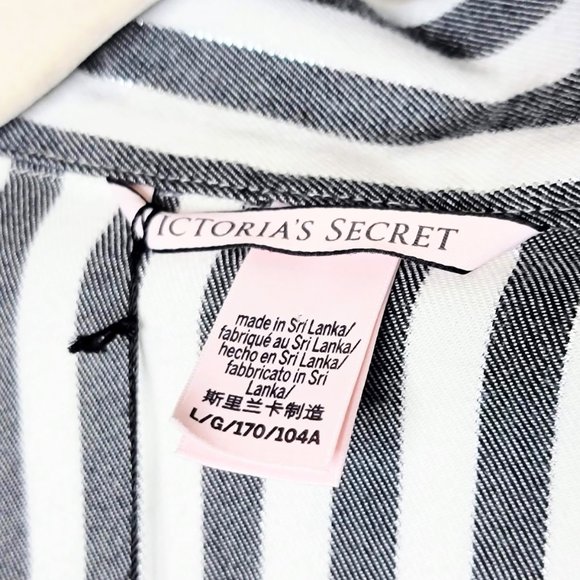 Victoria's Secret NWT Women's Gray White & Silver Pajama Shirt Size Large - Picture 4 of 11